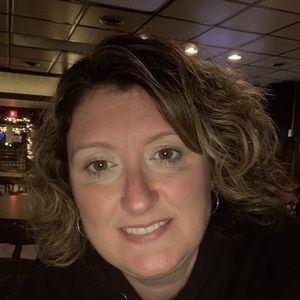 Meet your Posher, Janaisa